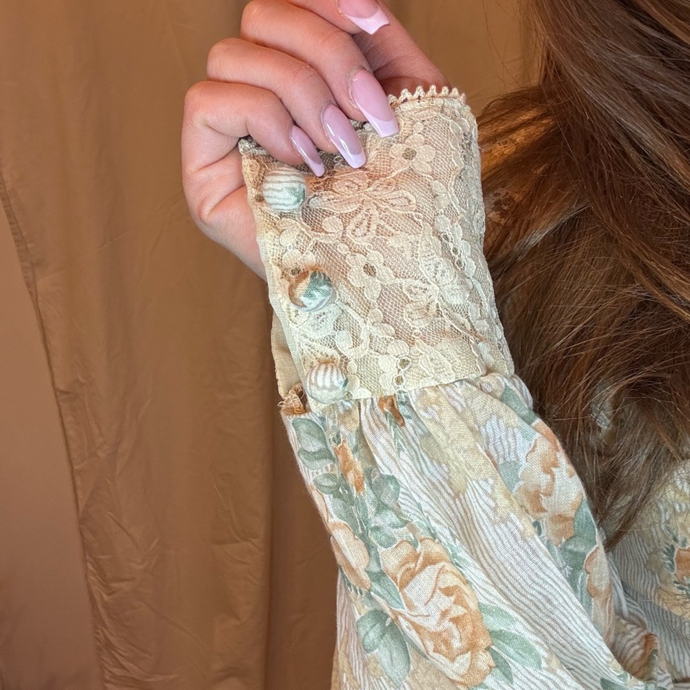 1960s Custom Prairie Wedding Dress- Rare, one of a kind - Picture 4 of 11